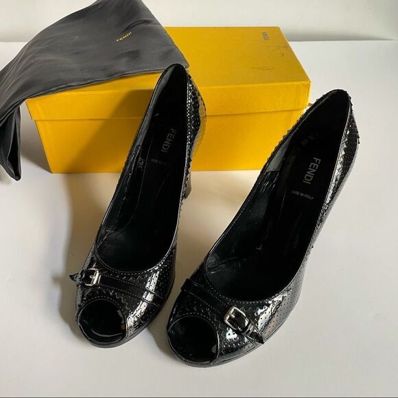 Y2K Fendi Designer Patent Leather Peep Toe Pump Sz 10 - Picture 11 of 14